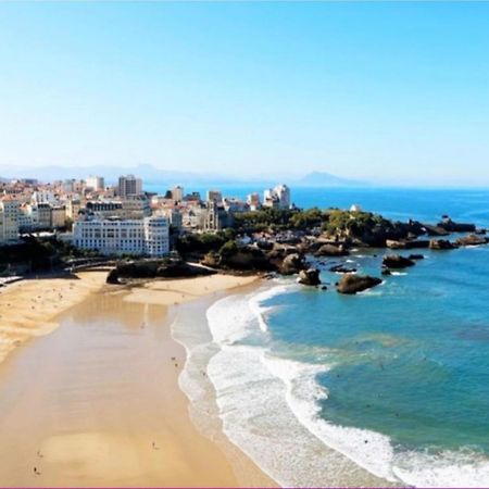 Studio Front De Mer Avec Piscine Et Balcon A Biarritz - Fr-1-3-412 エクステリア 写真